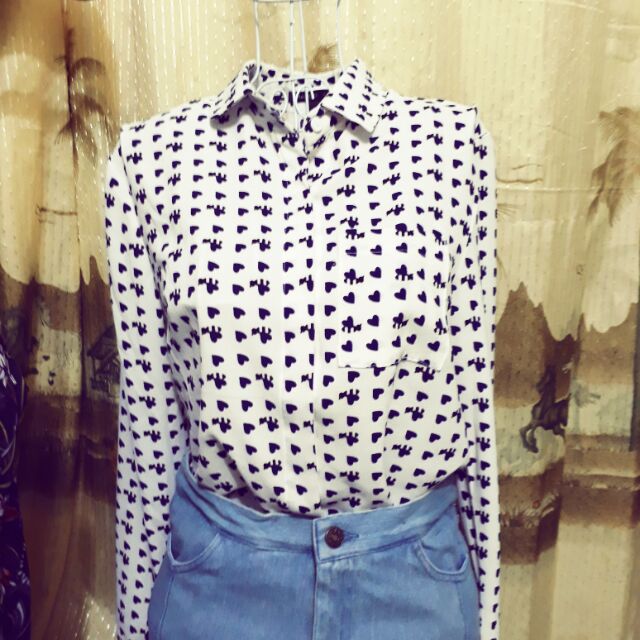 Áo sơ mi họa tiết size s<52kg