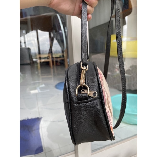 Túi si đeo chéo đồng giá