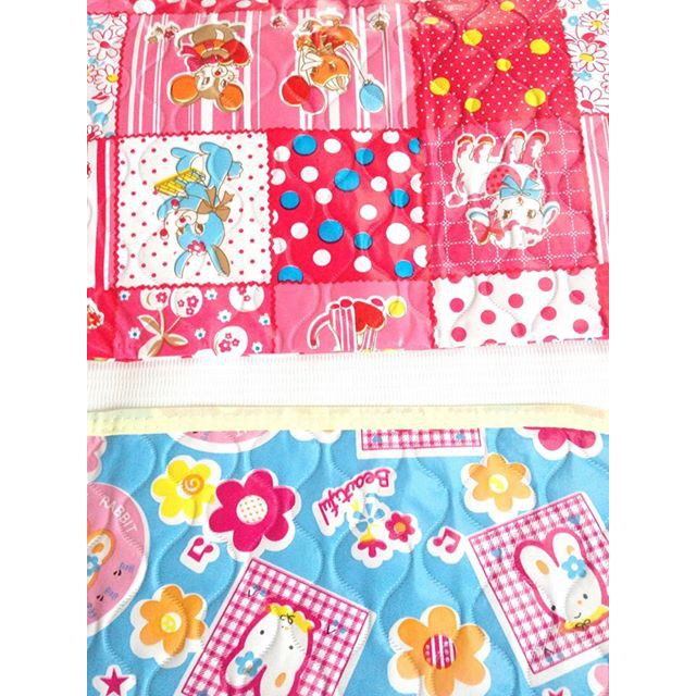 Chiếu lót nhựa to cho bé nắm KT 60*50CM
