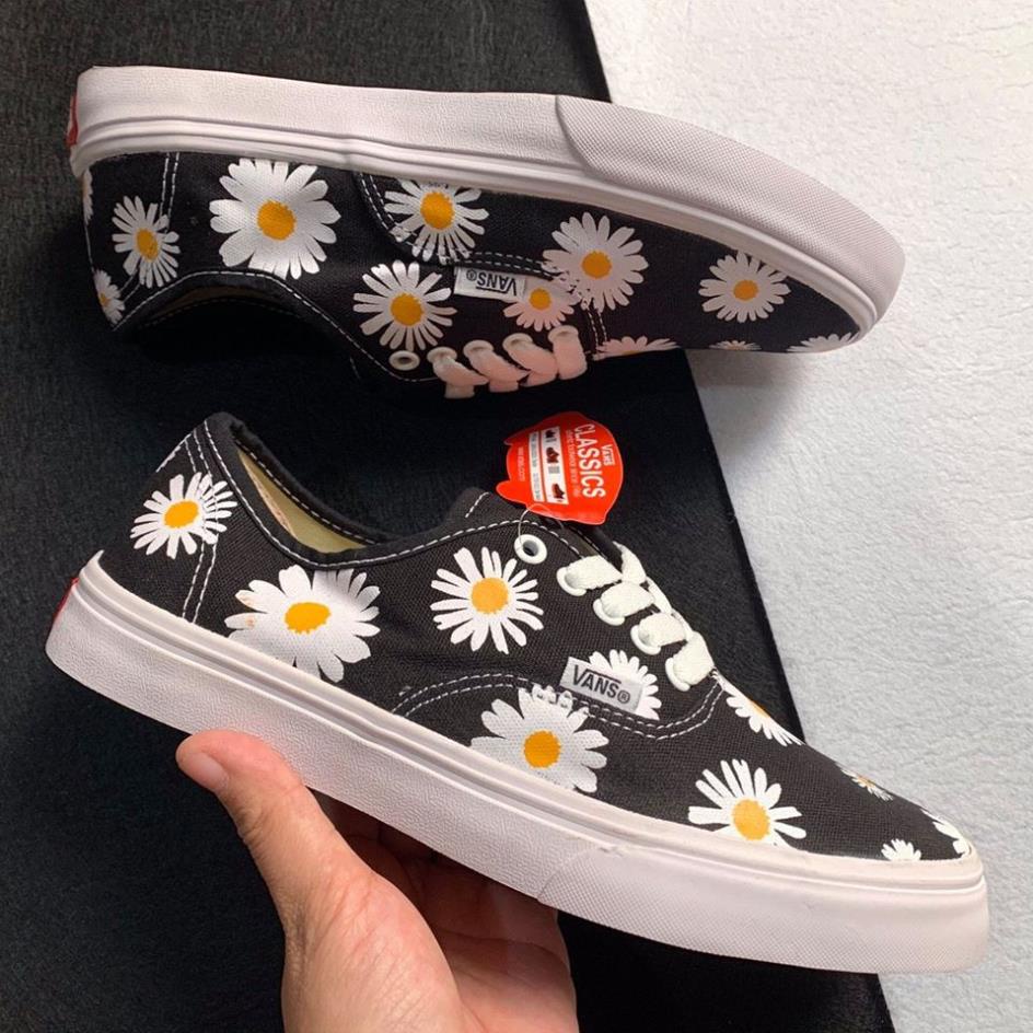Giày vans nữ hoa cúc họa mi