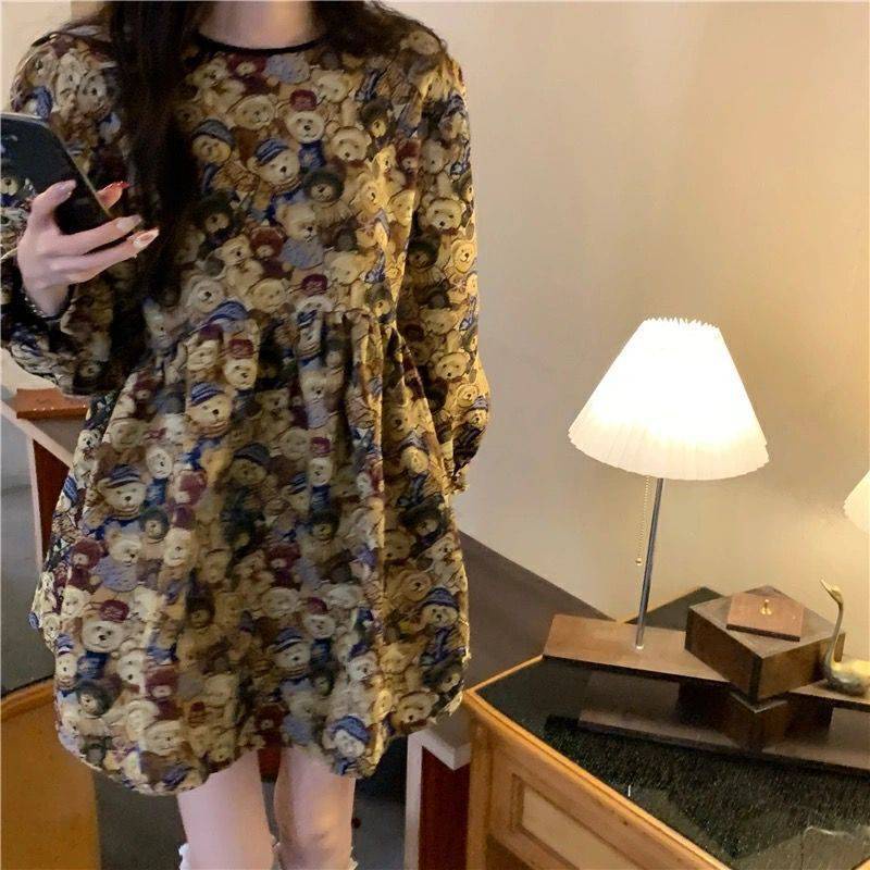 Đầm Dáng Rộng Tay Phồng Họa Tiết Gấu Dễ Thương Thời Trang Mùa Thu Phong Cách Retro Mùa Thu 2020 Cho Nữ 2021