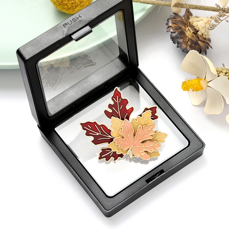 Ghim cài trang trí balo hình lá phong kiểu hoạt hình mềm mại nhiều lớp tráng men mềm mại cho trẻ em