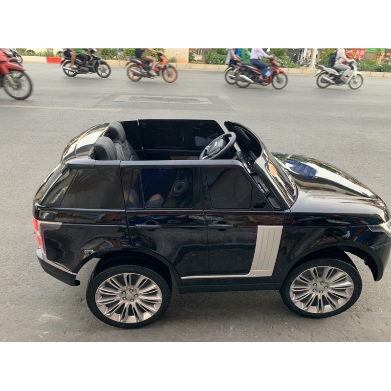 Ô tô điện trẻ em siêu sang Range Rover 999