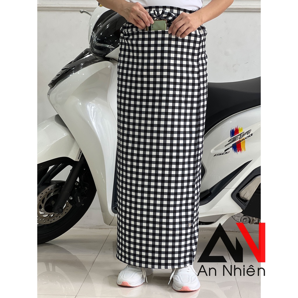 Váy chống nắng xẻ tà có nút bấm dưới chân cố định bằng nút bấm và dán - khách được chọn mẫu