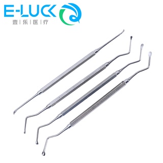 1 cây đánh răng bằng thép không gỉ