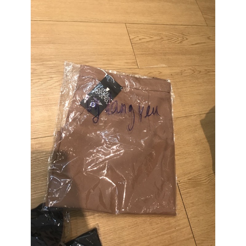 quần áo khách đặt livestream Shoppe