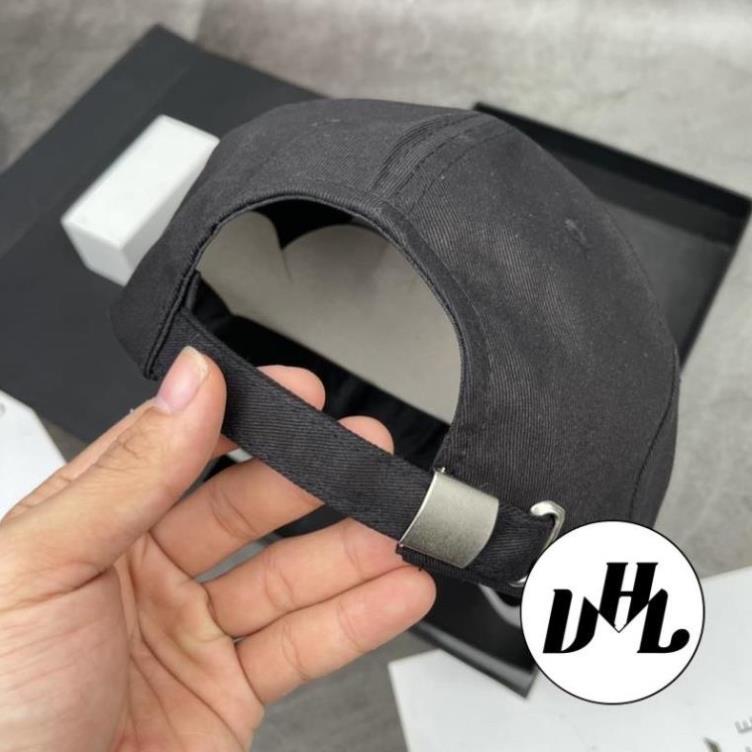 Mũ Lưỡi Trai Thêu Chaner Khoá Sắt Viền Trắng Thời Trang Cao Cấp Giá Rẻ