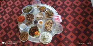 Mâm nhôm cỡ đại