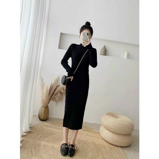 Váy len tăm  trơn cổ ba phân chất len dày dặn