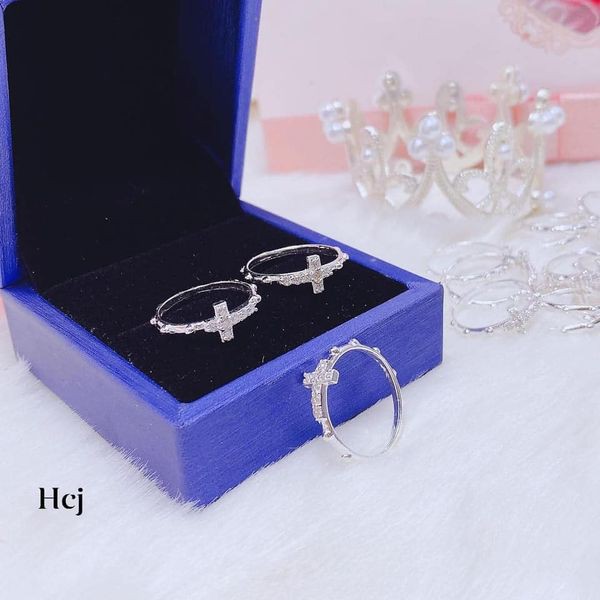 Nhẫn nữ bạc ta thánh giá đính đá sáng lấp lánh - nhẫn bibi silver