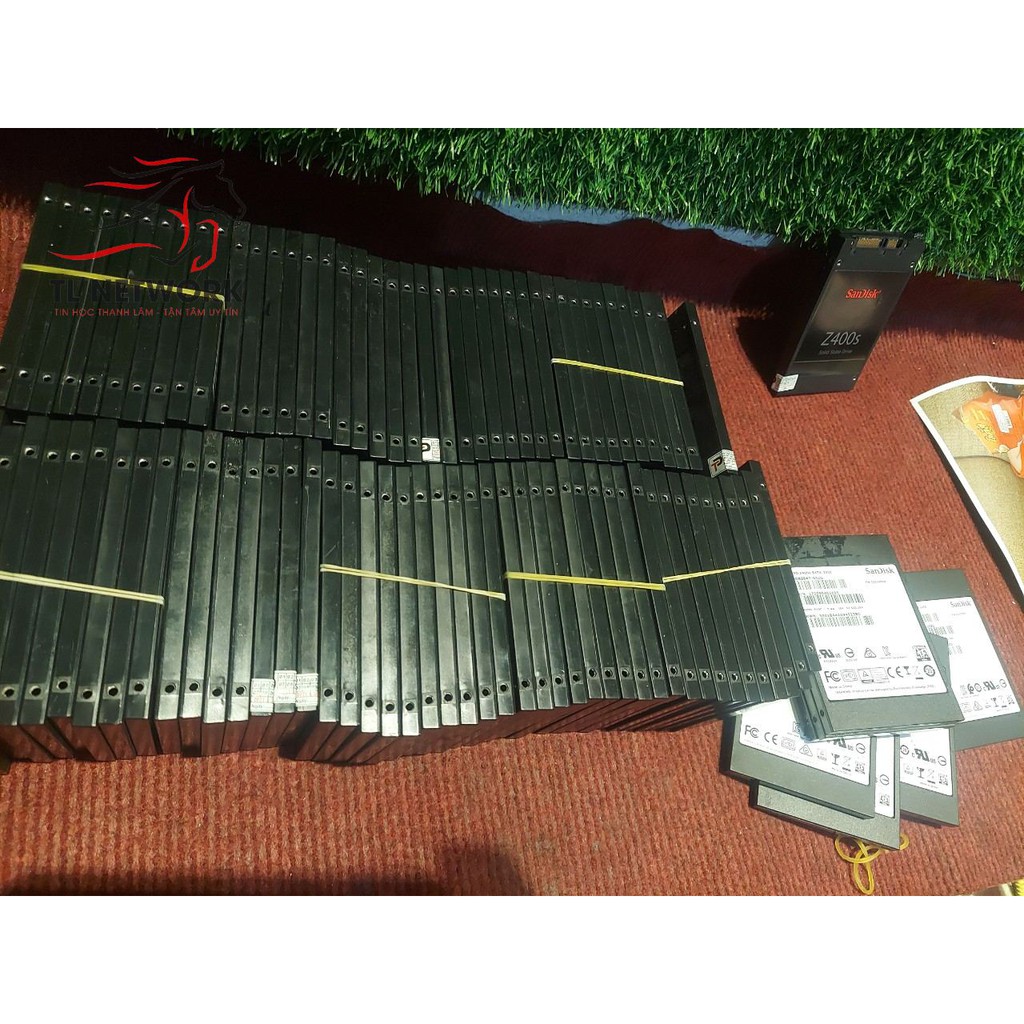 Ổ cứng SSD bóc máy