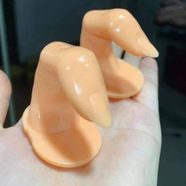 ngón tay tập làm móng ( FREESHIP )