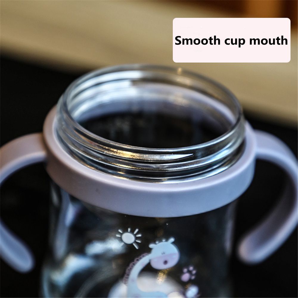 Bình nước có tay cầm và ống hút dung tích 250ml họa tiết hoạt hình dành cho bé