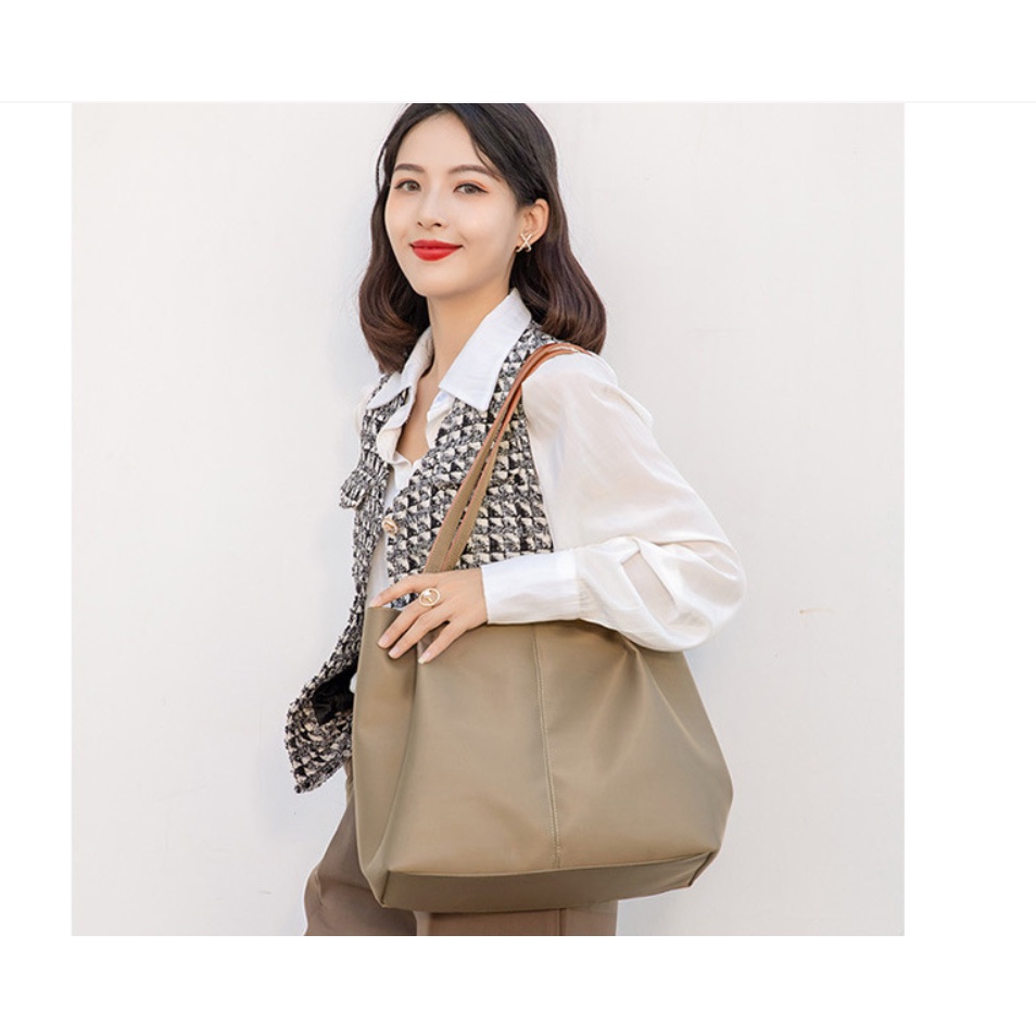 Túi xách túi đeo vai nữ thời trang cao cấp phong cách mới