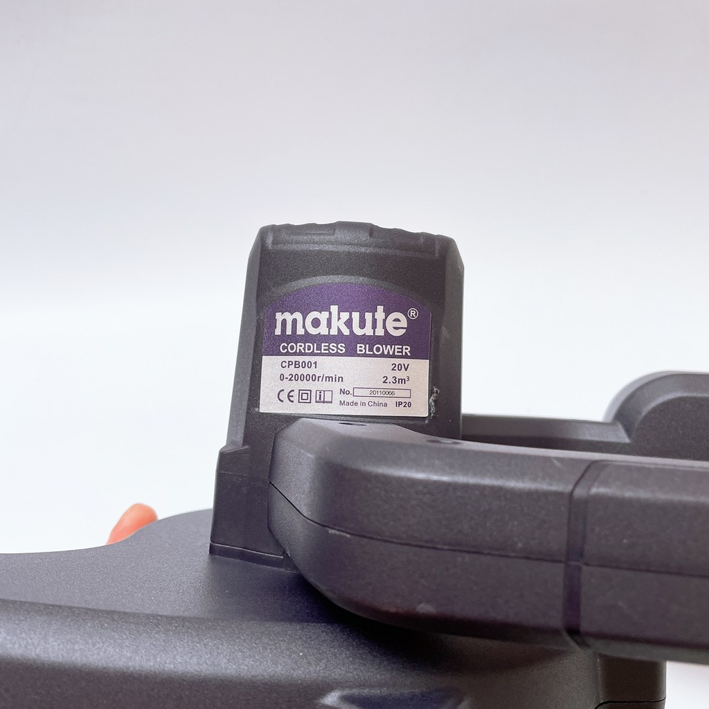 MÁY THỔI BỤI DÙNG PIN 10 Cell MAKUTE CPB001