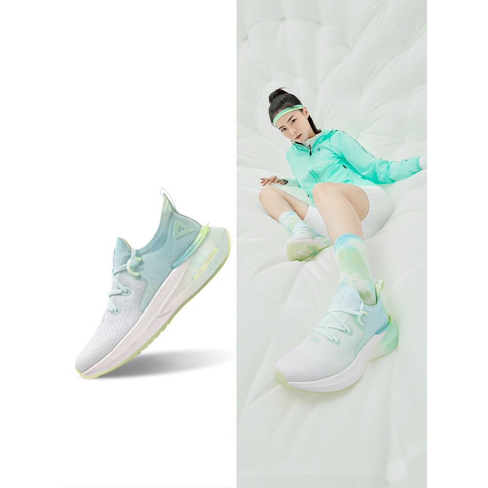 Giày chạy bộ Thời Trang Nữ PEAK  Taichi 3.0 Mélange E11618H