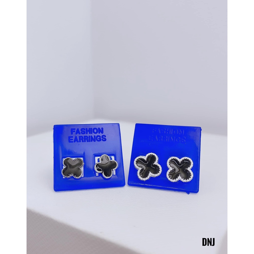 Bông tai nữ bạc thật hình cỏ 4 lá sơn đen sang chảnh - Kho sỉ bạc Nhất Linh