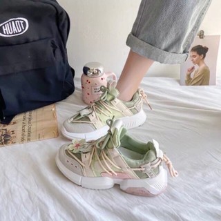 Giày sneaker độn đế Hoa Anh Đào