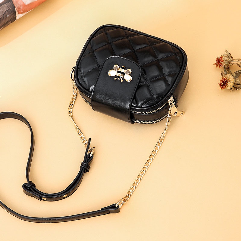 Túi đeo chéo IELGY phối hình thoi có dây xích thời trang dành cho nữ