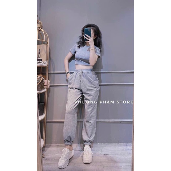 Set bộ thể thao áo croptop và quần ống rộng