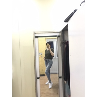 Áo phông nữ cổ tim