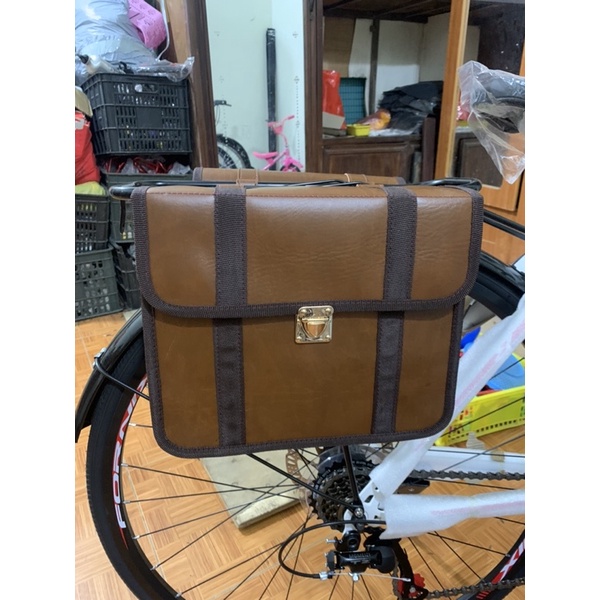 Túi da treo xe máy, túi da treo xe đạp, xe cổ điển màu vàng bò