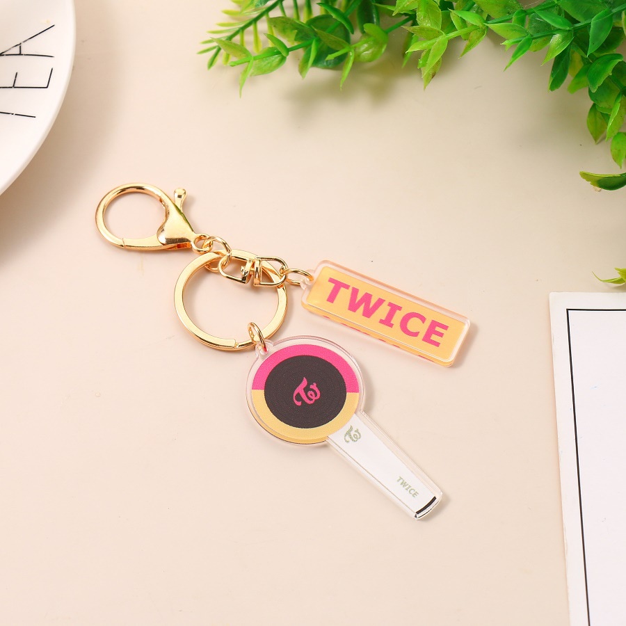 Móc Khóa Hình Nhóm Nhạc Kpop Straykids Blackpink Txt Astro Twice
