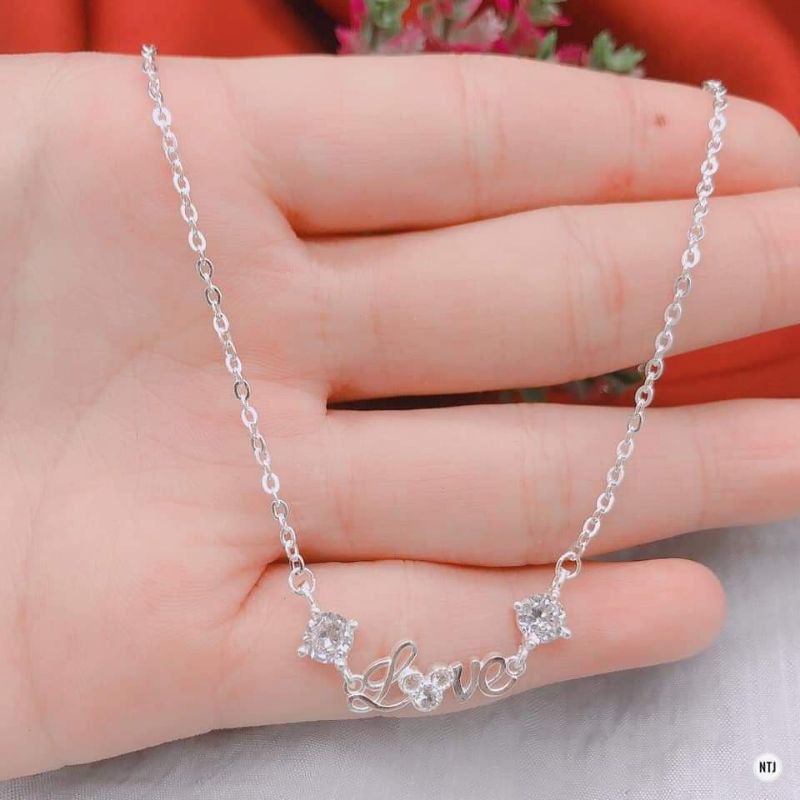 Dây chuyền bạc ta mặt chữ love