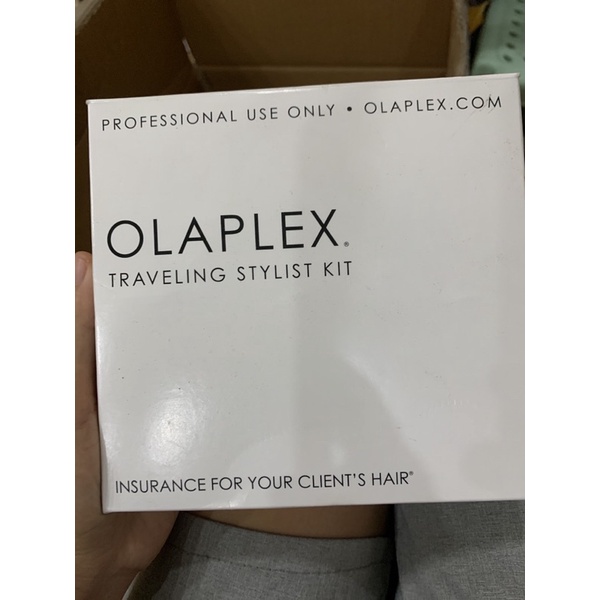 Bộ tạo kiểu du lịch Olaplex traveling stylist kit