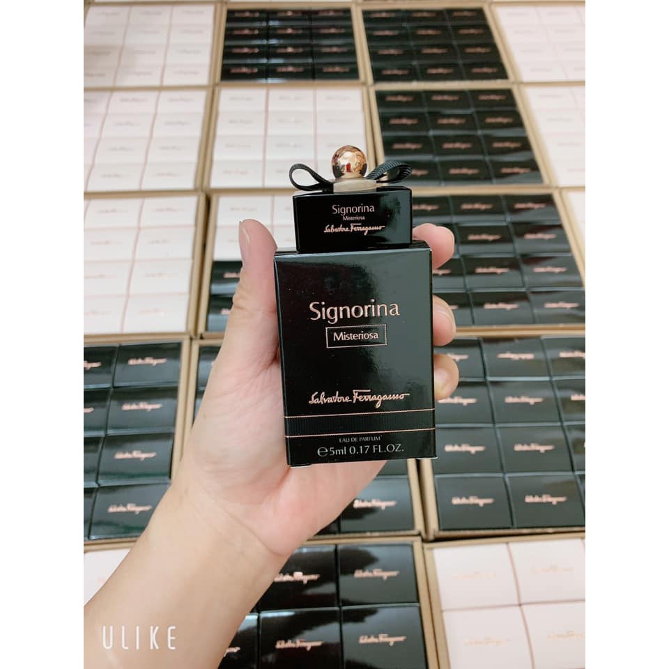Nước hoa signorina