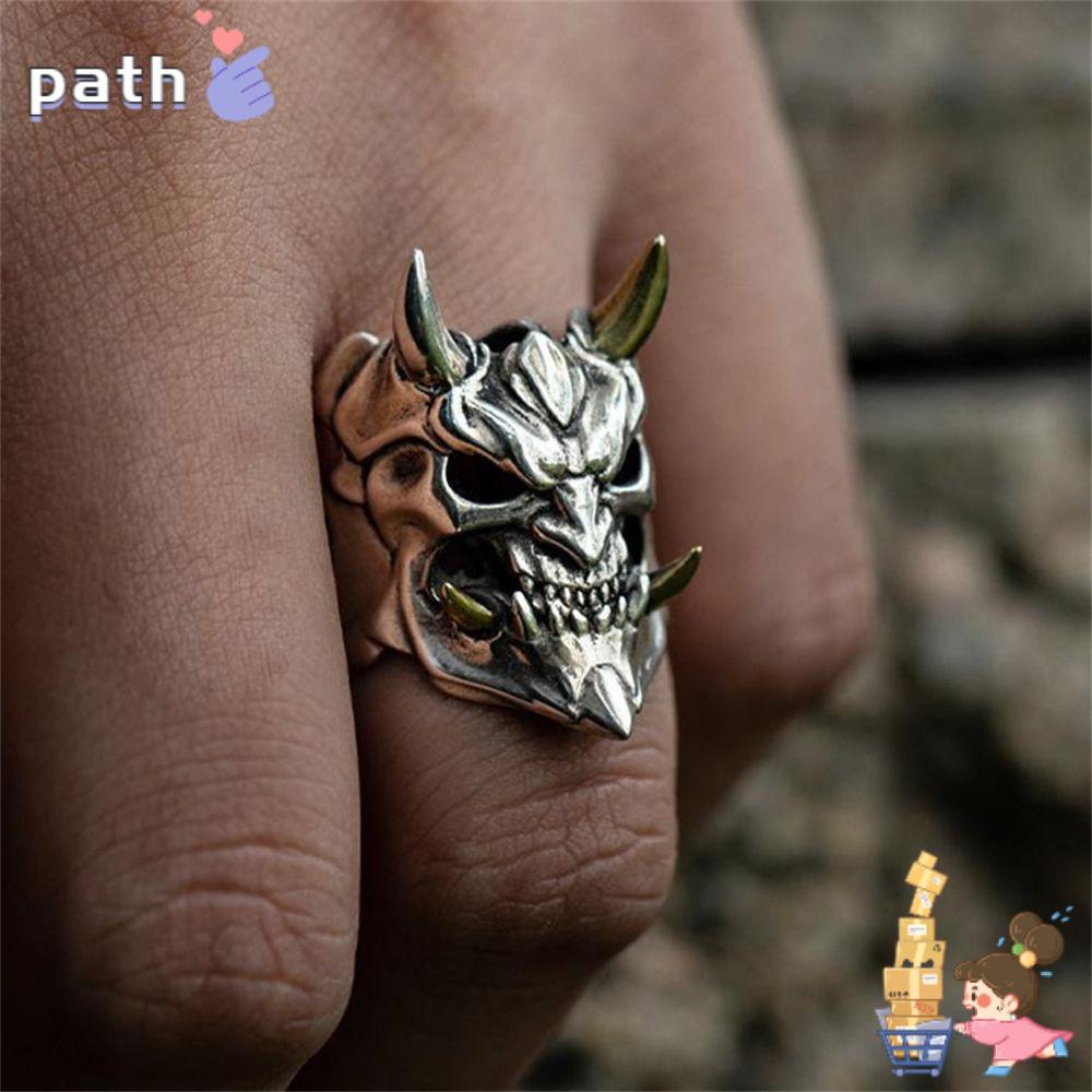 Nhẫn Phong Cách Chiến Binh Gothic Cổ Điển Cho Nam