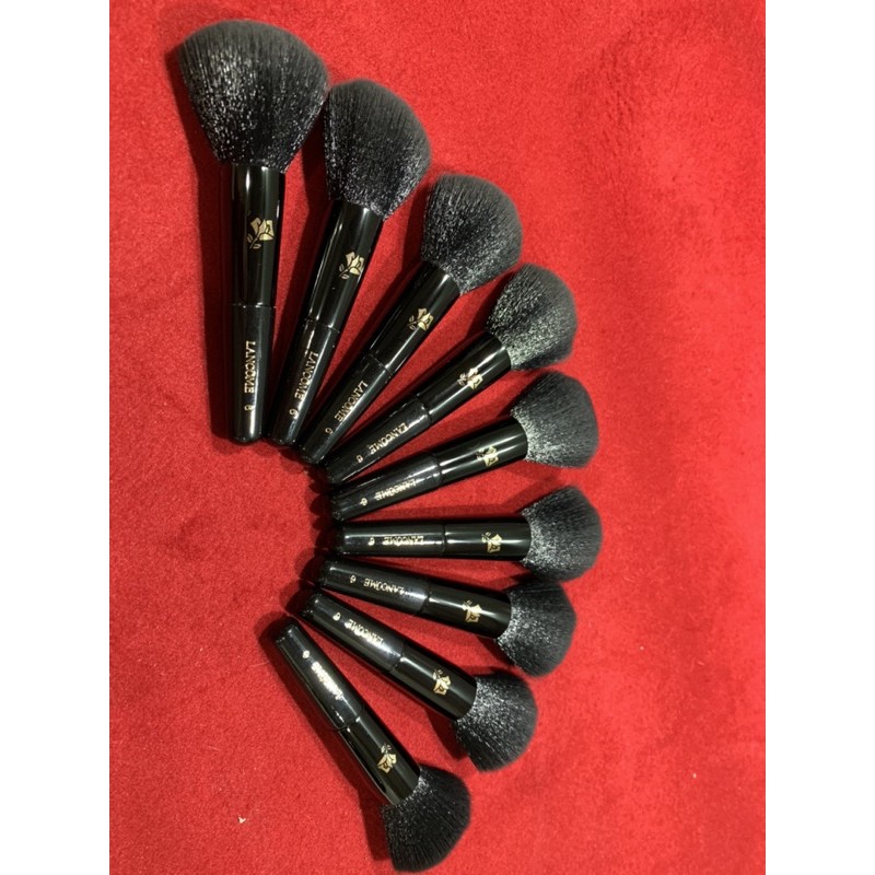 Authentic dùng đánh phấn má hoặc phấn phủ phiên bản mini ạ