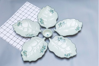 Bộ đĩa lá dâu size vừa Bát Tràng