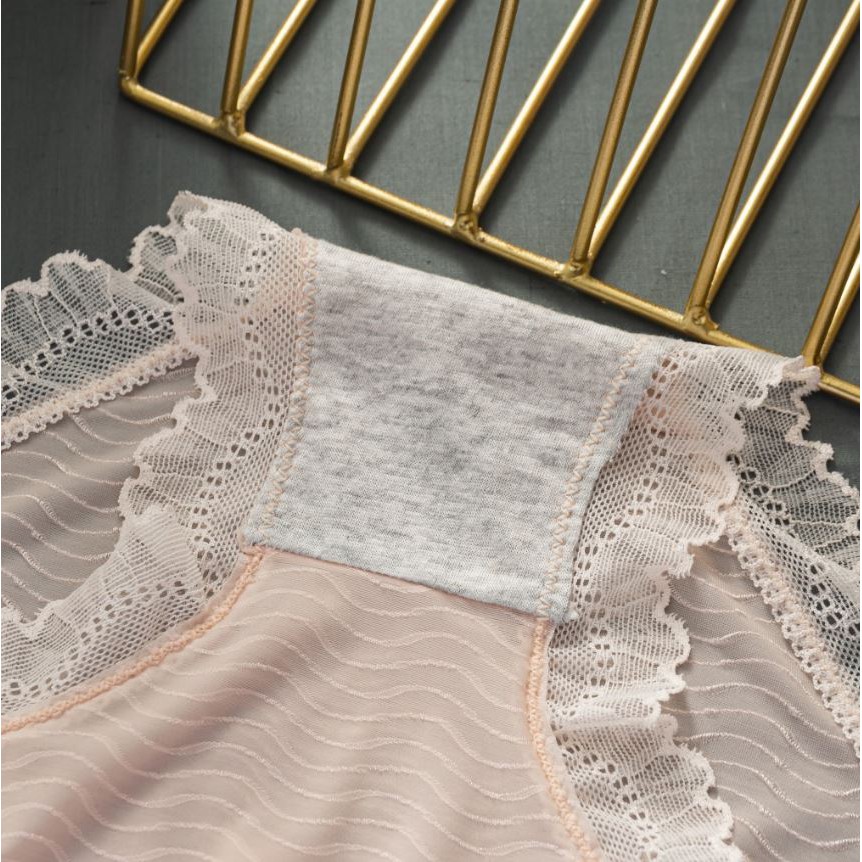 Quần Lót Băng Lụa Viền Ren Siêu Mềm P343