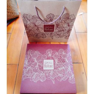 Hộp đựng 4 bánh trung thu kèm túi
