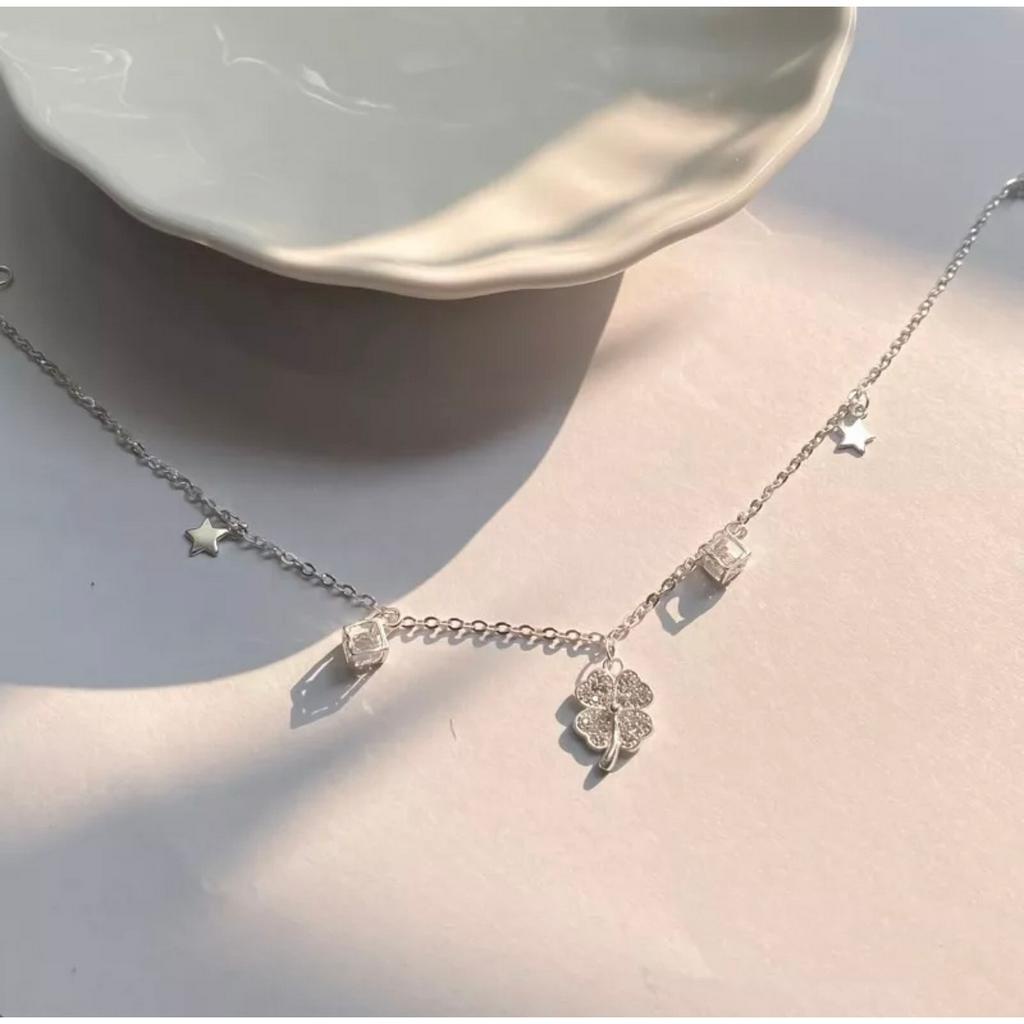 Lắc chân nữ bạc nguyên chất cỏ 4 lá chuông đá thiết kế thanh lịch LAV012 LAVESTA