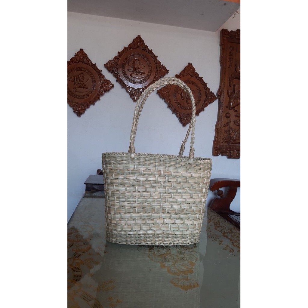 GIỎ CÓI NỮ