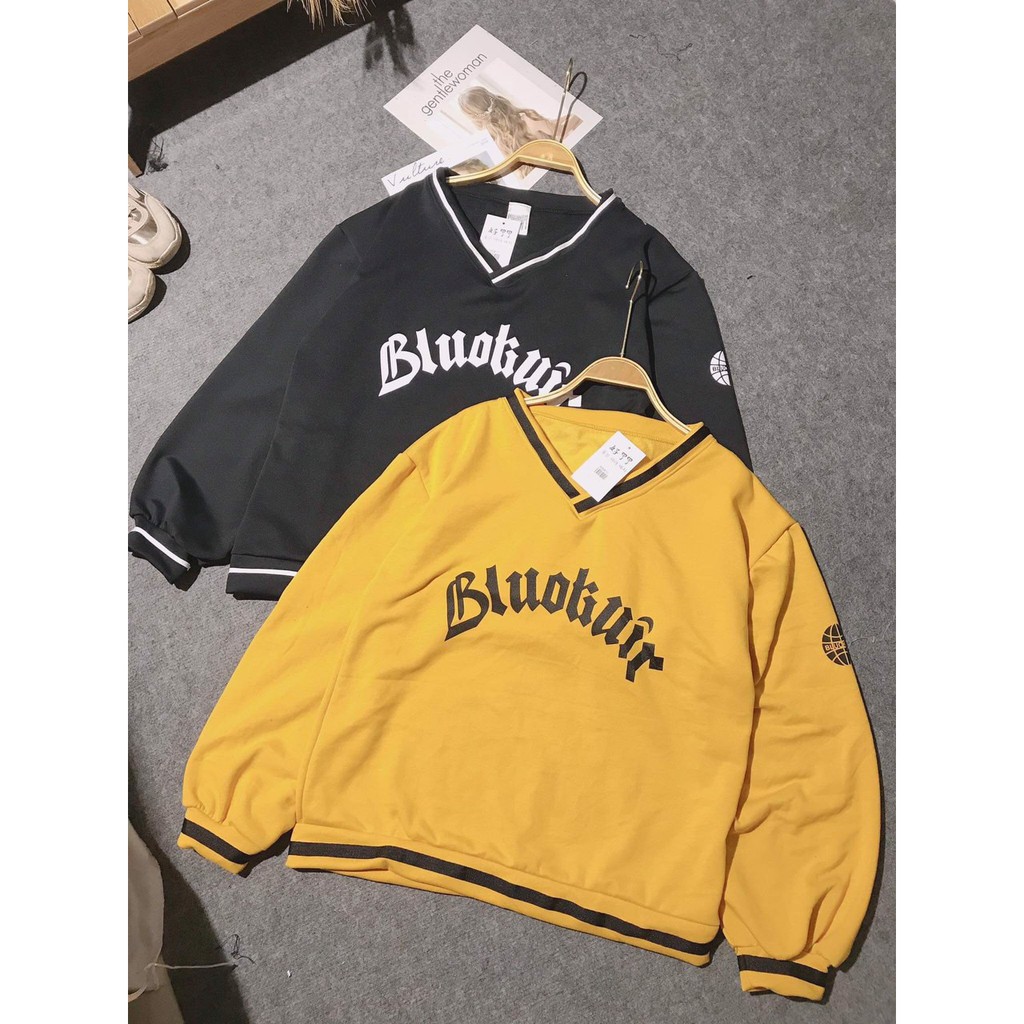 Áo Nỉ Sweater Unisex dáng rộng cổ tim phối viền trắng nổi chữ | BigBuy360 - bigbuy360.vn