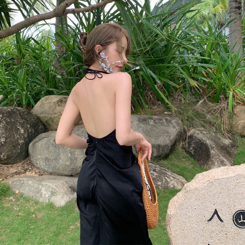 Đầm hai dây chất liệu satin dành cho nữ