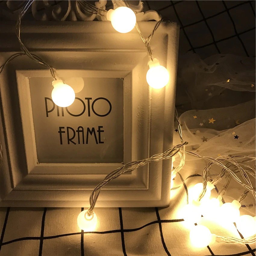 Đầu USB Tiện Dụng Dây Đèn Led Cherry Ball Dài 6 Mét 40 Bóng Tròn Ánh Sáng Vàng Nắng - Đèn Led Trang Trí Nhà Cửa