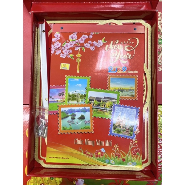 Bộ lịch 2022 - Phong Cảnh Việt Nam (Khánh Hoa Đào Chữ Phúc) - 20x30cm