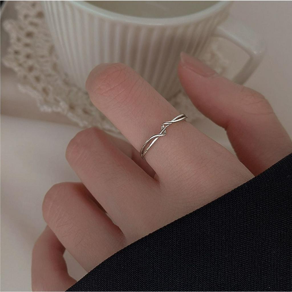 Nhẫn Mạ Bạc Hoạ Tiết Hình Học Đơn Giản Cho Nữ Sinh N04