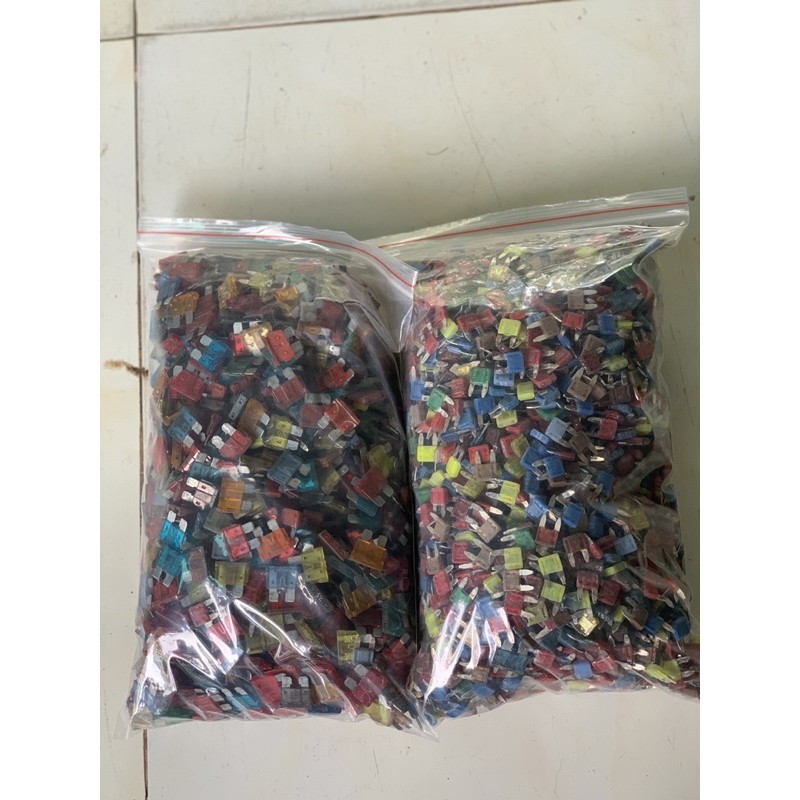 Cầu chì bãi quy cách 1 kg