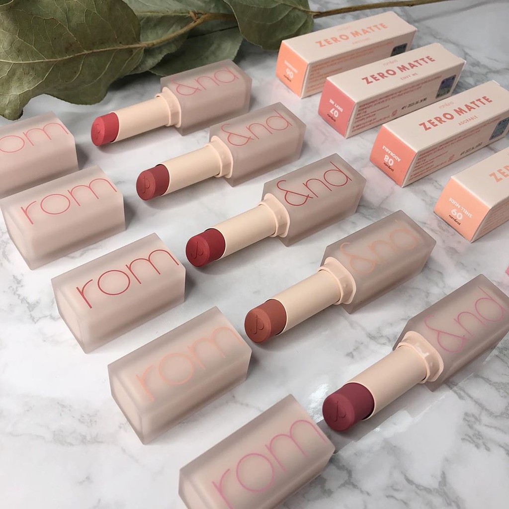 Son thỏi lì, siêu nhẹ môi và siêu xinh Romand Zero Matte Lipstick 3.0g - NiNiShop