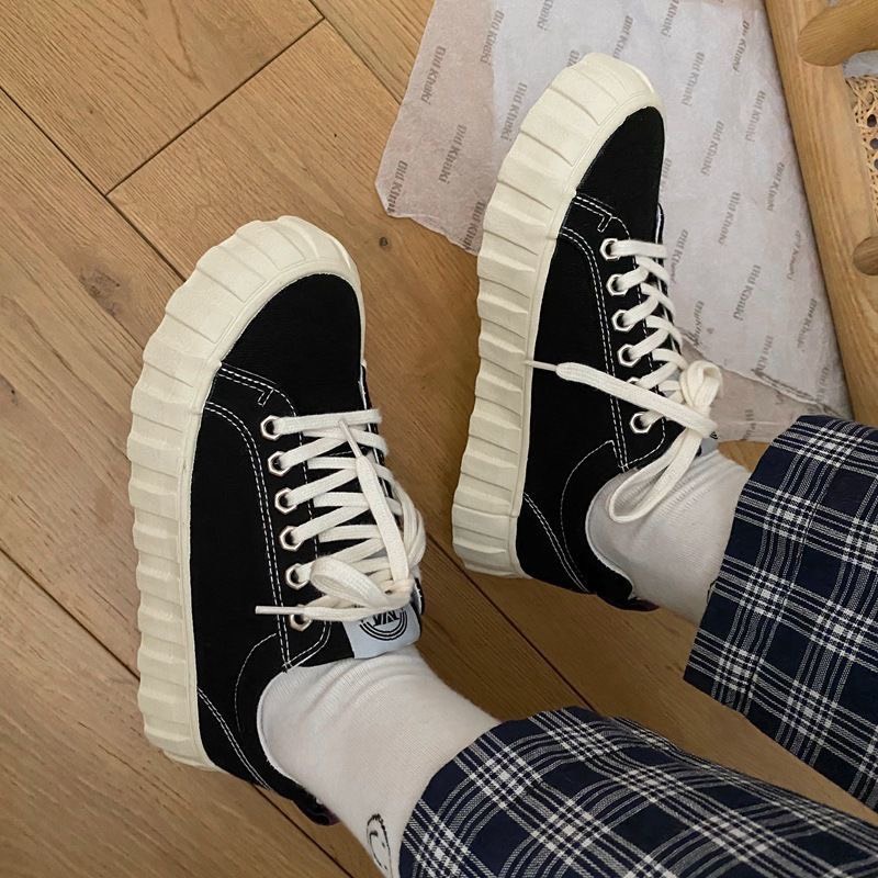 Giày thể thao nữ đế dày 4cm đen trắng basic cực xinh