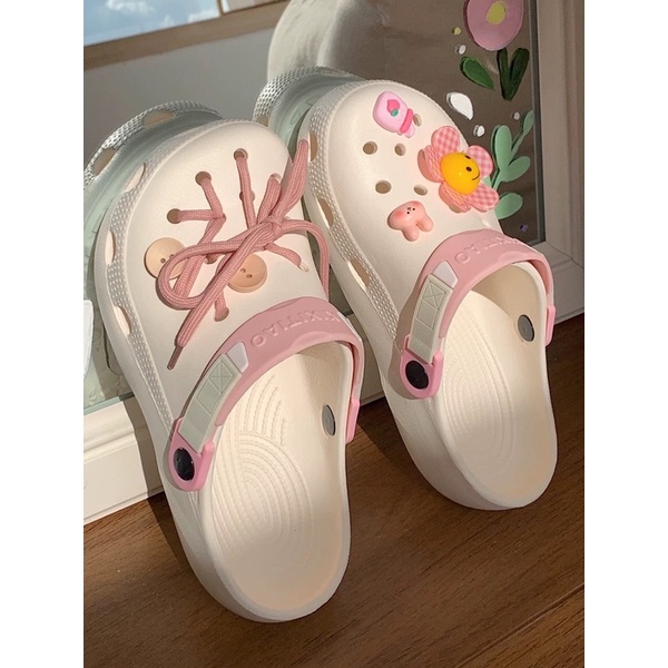 DÉP/SỤC KÈM STICKER HOA + DÂY DỄ THƯƠNG