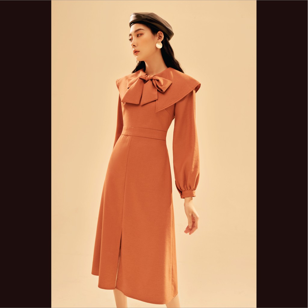 INO - Váy Anne Dress - Váy midi vải đũi màu camel có chi tiết buộc nơ ở cổ