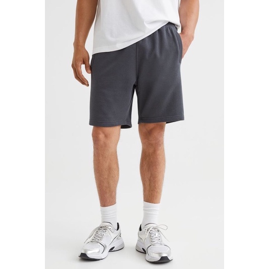 Quần đùi nam HM auth