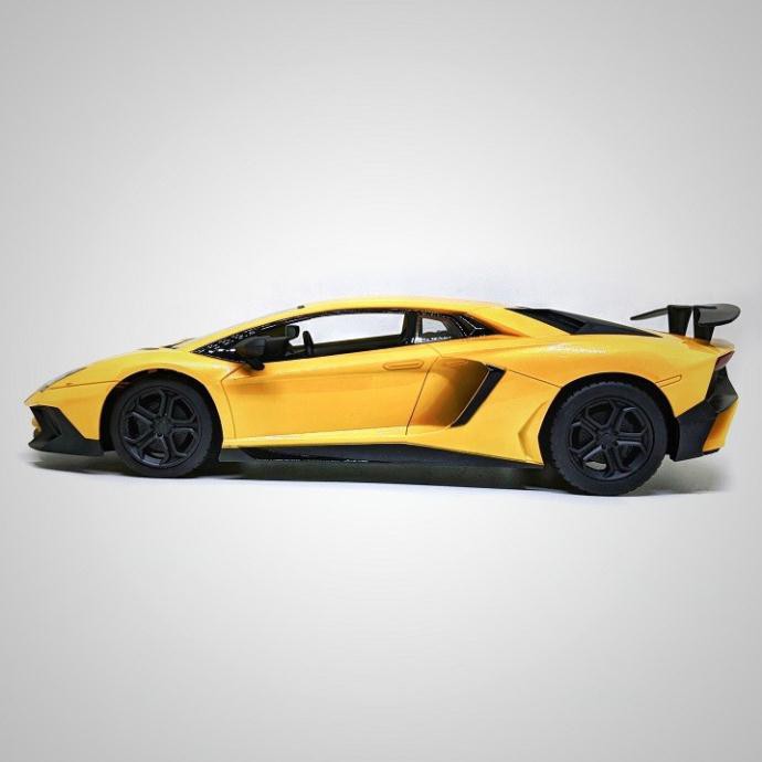 Siêu xe Lamborghini điều khiển - Pin sạc