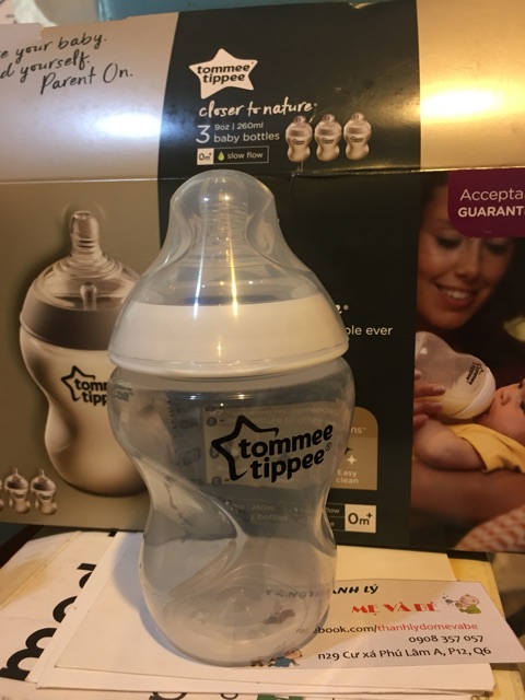 Bình sữa tommee tippee